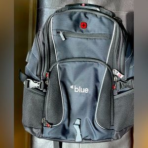 Laptop Backpack • Swiss Gear